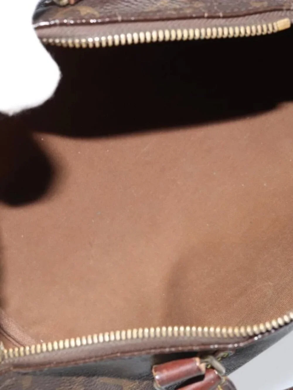 LOUIS VUITTON Monogram Speedy 25 Hand Bag - Picture 10 of 16